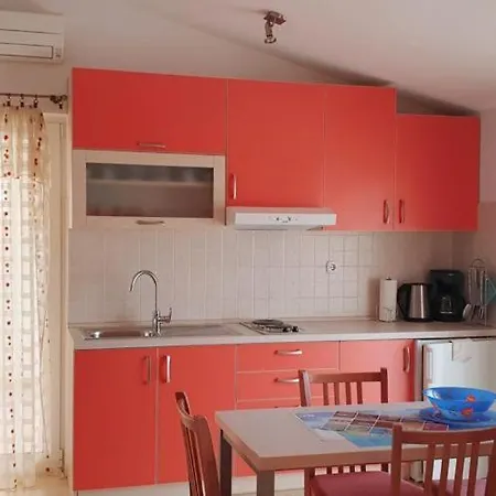 Red Sunset 아파트 흐바르